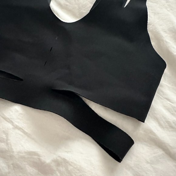 NIKE Light Support Non Padded Training Bra Black Size Small Av4432-623 - Picture 2 of 6